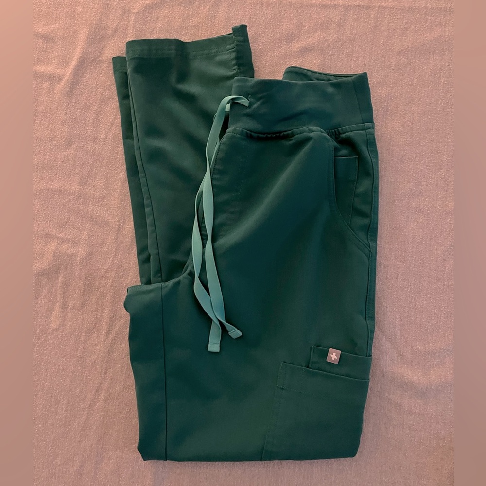 FIGS Yola scrub pant